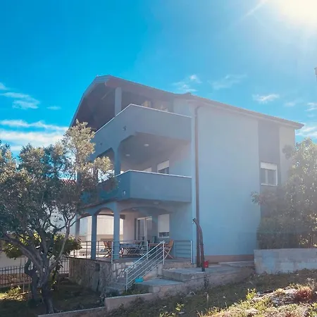 Lili Murter Exterior photo